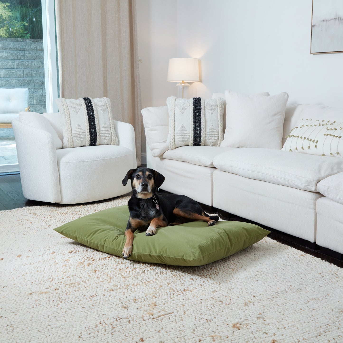 Charlie Throw Dog Bed
